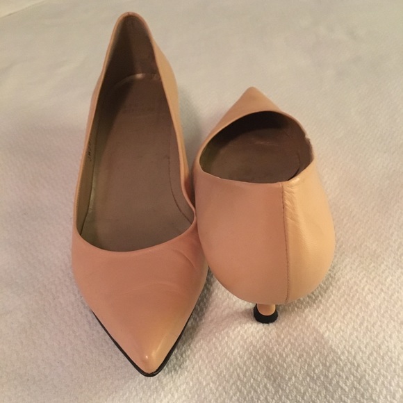 Stuart Weitzman Mini Heels - Picture 2 of 4